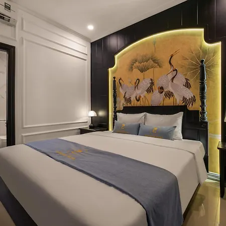 Elegant Hotel Hue Exterior photo